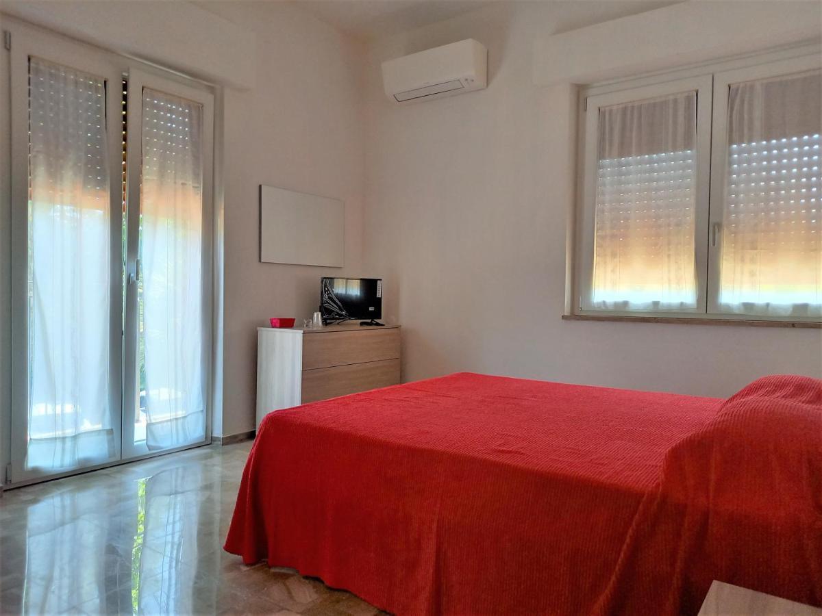B&B La Vela Villa Rosa Di Martinsicuro Εξωτερικό φωτογραφία