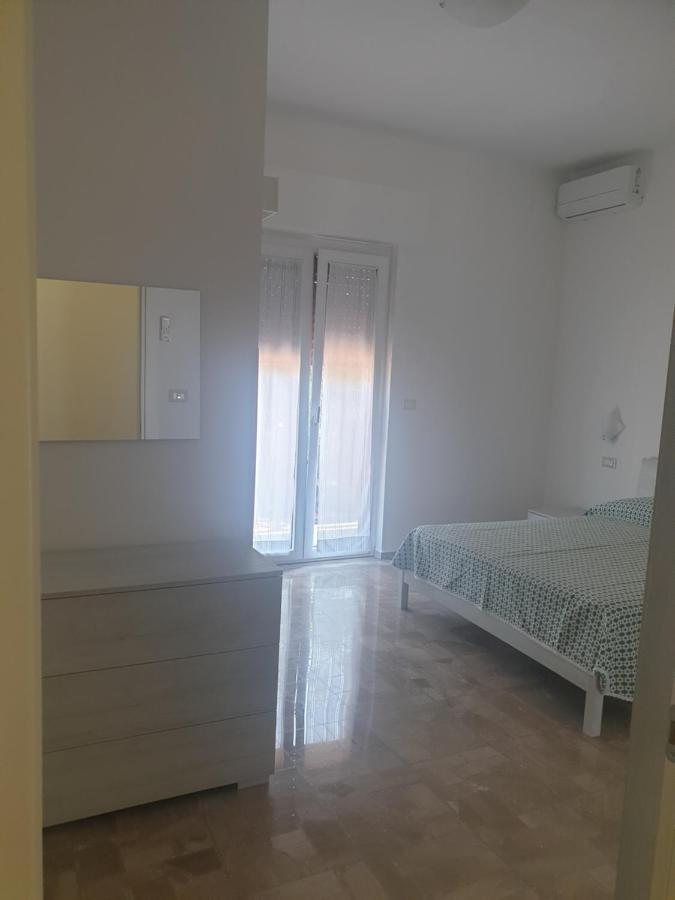 B&B La Vela Villa Rosa Di Martinsicuro Εξωτερικό φωτογραφία